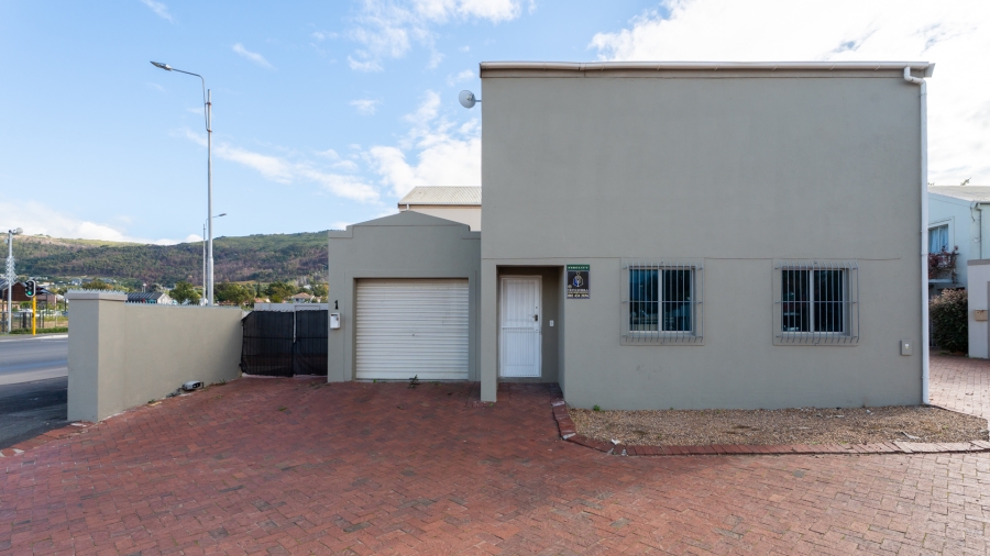 To Let 3 Bedroom Property for Rent in Paarl North Western Cape